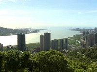 快訊／淡水漁人碼頭情人塔故障　受困9人全數平安救下