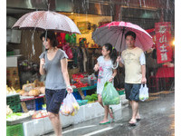 梅雨鋒面到冷6度！氣象局「大雨特報」全台陰雨到8日