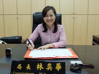 專訪／林奕華接北市新教長　忙到公文帶著趴趴走