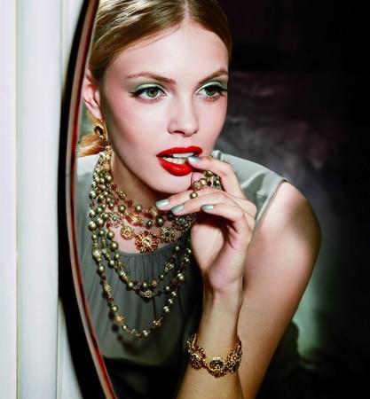 CAROLEE粉红女人节 关怀乳癌防治 | ETtoday