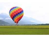 熱氣球列航空器　飛安委員會台東演習