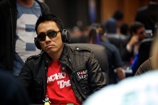 台湾胸模<em>鸡排妹秀</em>性感<em>透明内衣</em> 花纹会遮住重