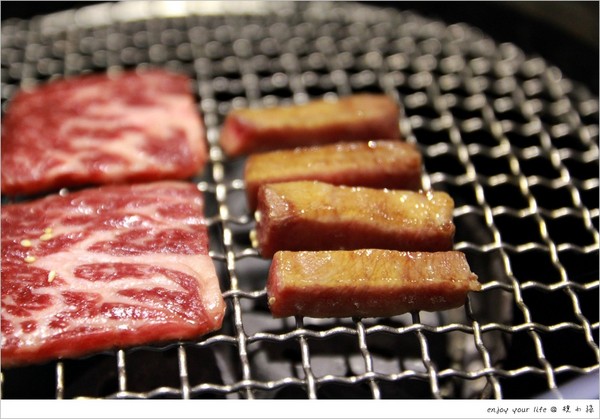 啤酒罐大活用!快来自制迷你烤肉架吧 | 键盘大柠