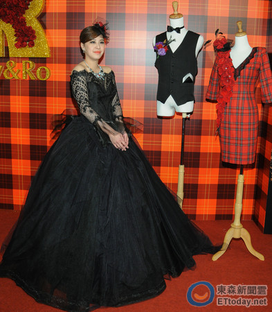 11 |黄小柔、王睿婚礼 众星云集又哭又笑 | 艺人