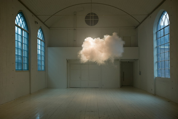 d56502 藝術家「室內造雲」　向娜美的天候棒致敬？《ETtoday 新聞雲》