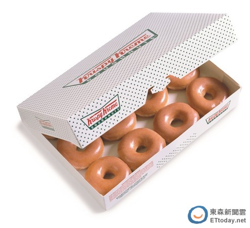 Krispy Kreme台北站前店30日正式營業，開幕日消費1盒以上甜甜圈，就可獲送經典馬克杯。（圖／業者提供）