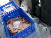 新鮮溫體牛肉坐計程車　店家：一趟2千元也值得