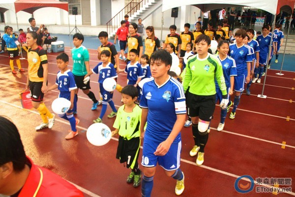 全民疯足球\/体育署打造木兰联赛 台湾足球产业