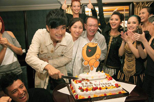 古巨基爱情长跑20年 爆12月14日迎娶圈外女友