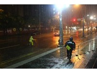 狂閃電加雷擊！30日大雨特報　全台注意午後雷陣雨