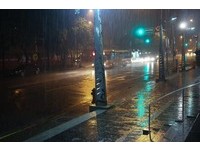 對流雲系旺！新北、桃園、宜蘭入夜又要下雨了