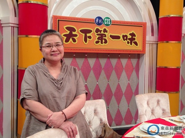 端午节不吃粽子改吃茄子?胡天兰:吃包子还差不