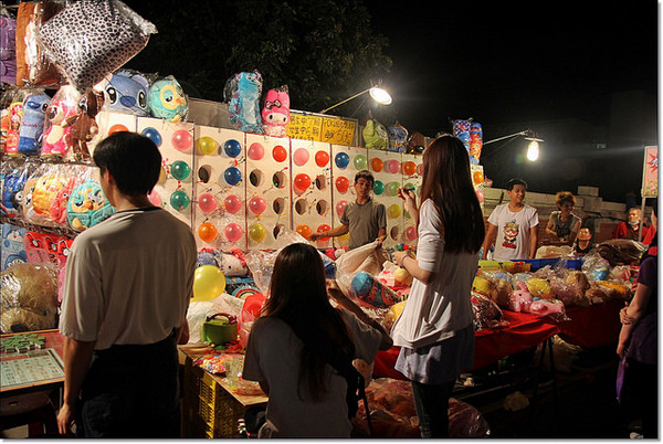 台南第二大夜市「大东夜市」 摊贩种类繁多都逛不腻