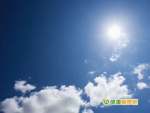 天气好闷热 注重清洁防皮肤炎