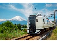 免轉車！JR東日本「成田特快」直達富士山僅2小時