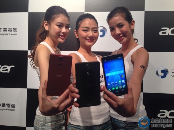 Acer推出新款智慧型手機「8快機」Liquid X1。（圖／記者魏妤庭攝）