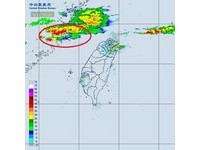 大變天！北部太陽變豪雨　鄭明典：晚上8點恐有大雷雨《ETtoday 新聞雲》