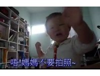 【影】跟狗仔溝通勝周董！1歲杉杉搖手拒絕偷拍超可愛《ETtoday 新聞雲》