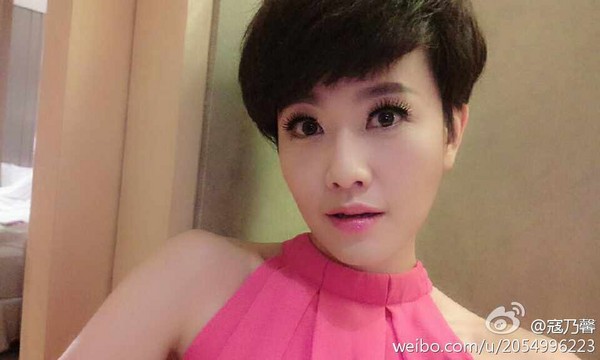 记者林政平/综合报导 寇乃馨近日常在微博发文,对於爱情独特的见地常