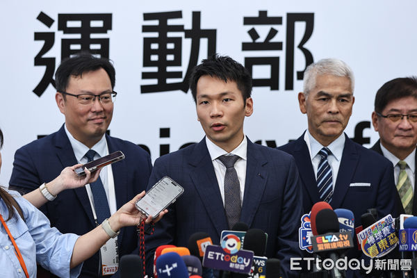 ▲新任運動部長李洋受訪。(圖/記者林敬旻攝)