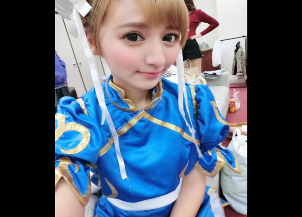 「春丽COSPLAY」萌翻网友 小歪:看我的百裂