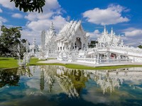 鬼斧神工的泰國白龍寺　佛教與藝術超完美融合