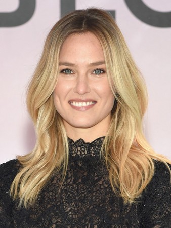 宇舶表首位女性品牌大使超模芭儿拉法莉接任