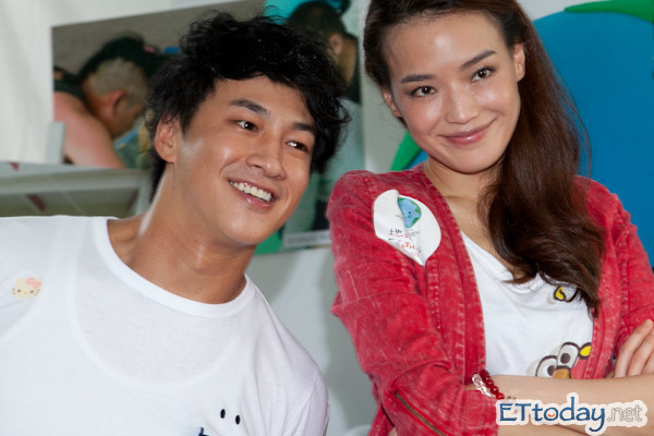 ▼何润东与舒淇都是白龙王的信徒.(图/ettoday/资料照片)