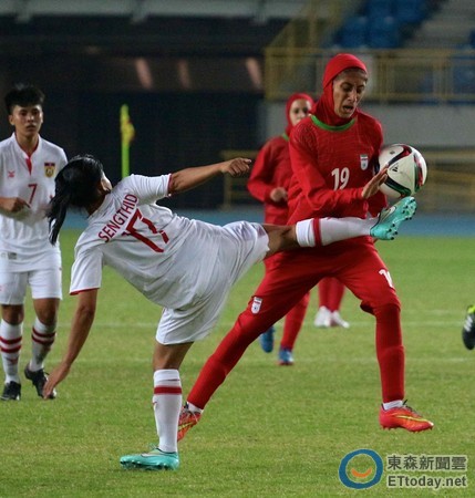 奥运女足\/伊朗大胜寮国 中华女足不能平只能赢