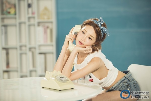 陈梦晨辣露32e绝美侧乳 出道前先被老板娘斩情缘