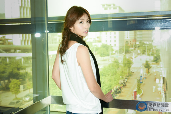 专访/不后悔认19岁生2娃 李千娜:有小孩不是丢脸事