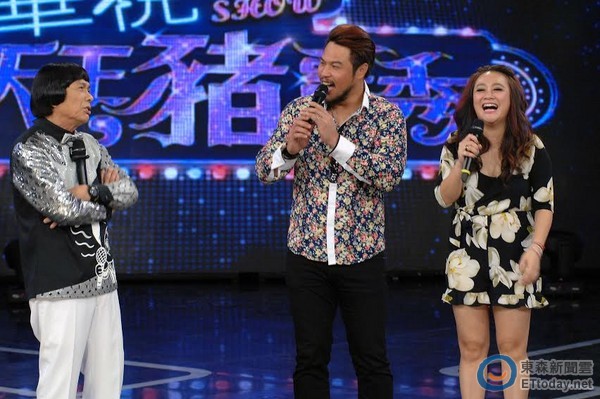 陈致远,秀琴夫妻在节目中「尺度超大」.(图/华视提供)