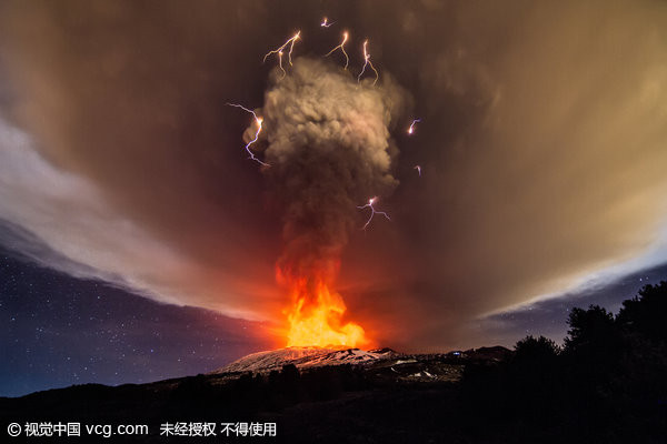 国际中心/综合报导 欧洲最高活火山,位於义大利西西里岛的埃特纳火山
