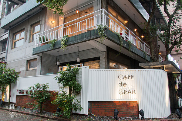 彷佛来到新沙洞!台北新开幕白色老屋咖啡厅
