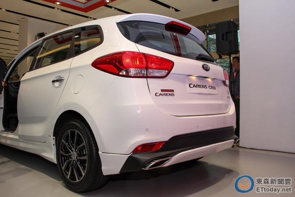 就是要与众不同 kia carens crdi运动特仕车登场