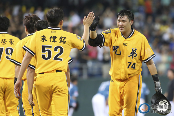 快讯/许基宏超大号阳春炮 兄弟超前比数