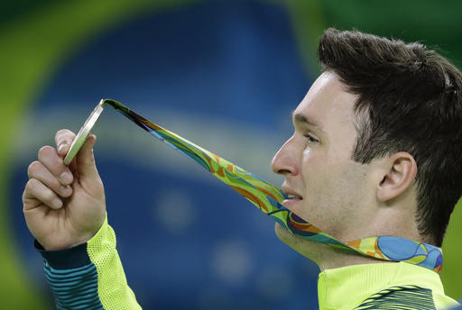 巴西体操选手伊波利特夺牌后泪洒颁奖台.(图/达志影像/美联社)