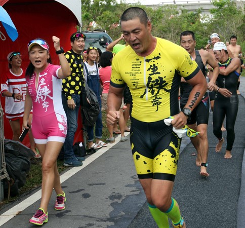 刘至翰策划铁人三项实境节目 自己完成台东半程超铁