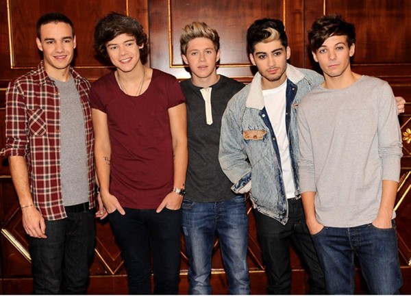 「one direction」是欧美当红炸子鸡,左二为harry styles.