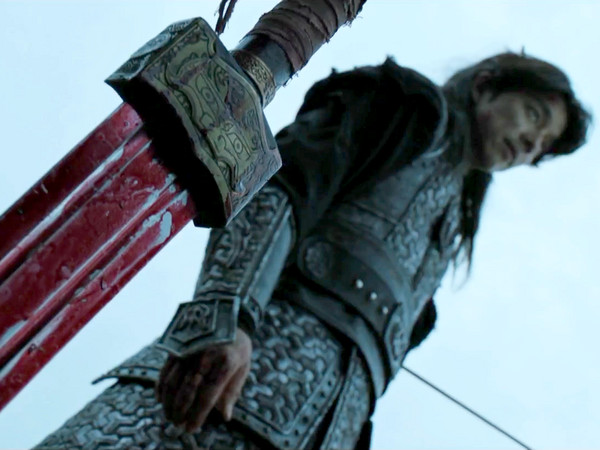 鬼怪的剑拔出来了! 2300年宝剑出土网惊:孔刘还好吗