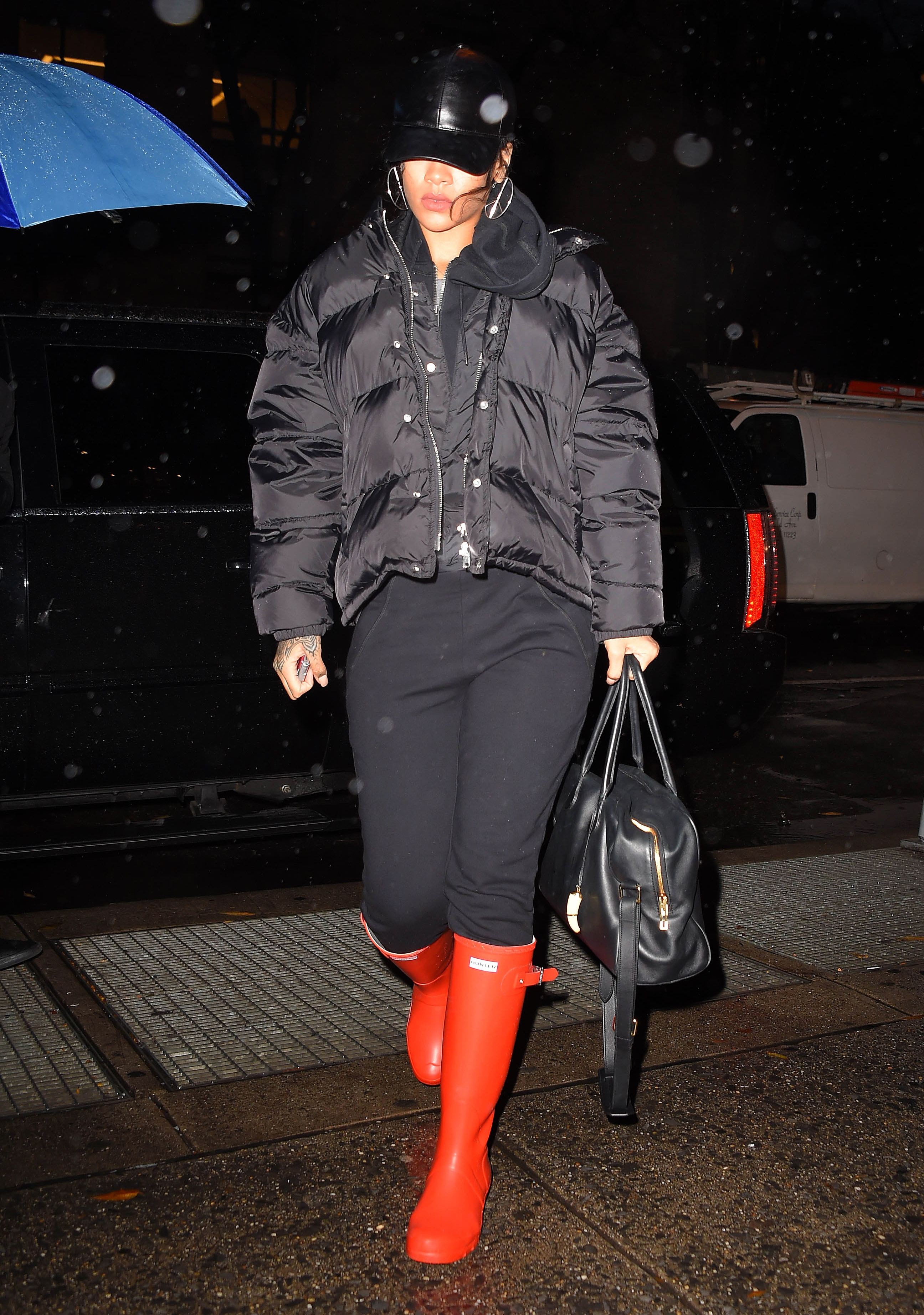 喜气极了!欧美名人都爱穿 hunter 威灵顿靴过新年