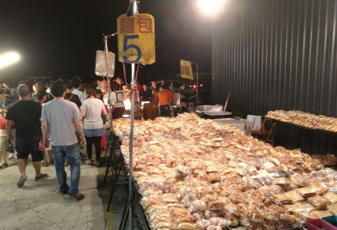 夜市5元面包「能安心吃」 业者爆内幕:成本1.5元有赚