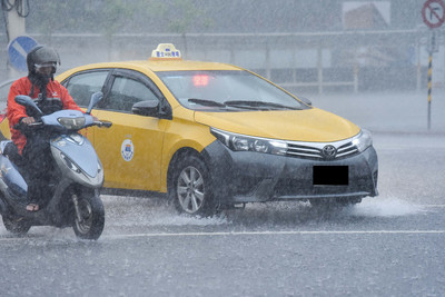 端午連假第二天起全台連7天雨　吳德榮：下周鋒面強度影響時間甚於前4道