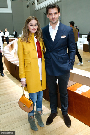 情侣装好滑稽?olivia palermo三招穿搭术与老公好登对