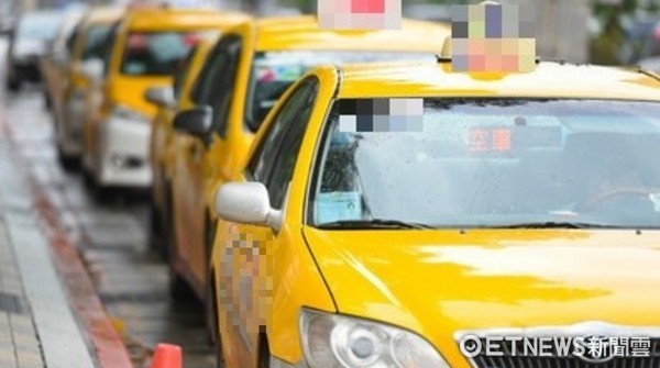 計程車,排班,車資,小黃。馬賽克(新logo)（圖／記者張一中攝） 