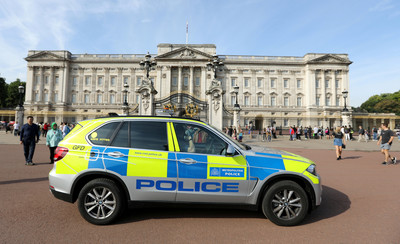 英國女王在隔壁睡覺…22歲男夜闖「白金漢宮」　閒晃4分鐘被捕