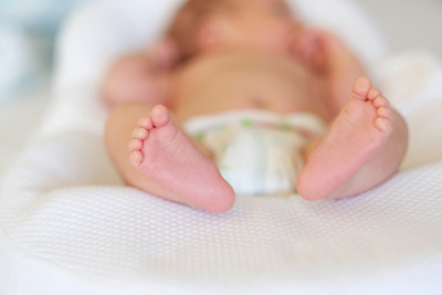 6周大男嬰遭變態父母性虐　生殖器破損瘀傷裝人工肛門