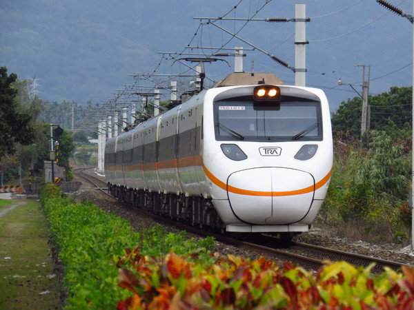 台铁中秋,国庆连假车票 9月19日起陆续开订