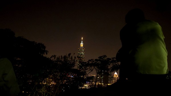 ▲▼夜景，台北101，晚班。（圖／及時雨提供）