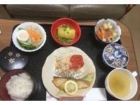 產婦在日本被「醫院餐」驚呆！　網友搶住院：看來比餐廳好吃